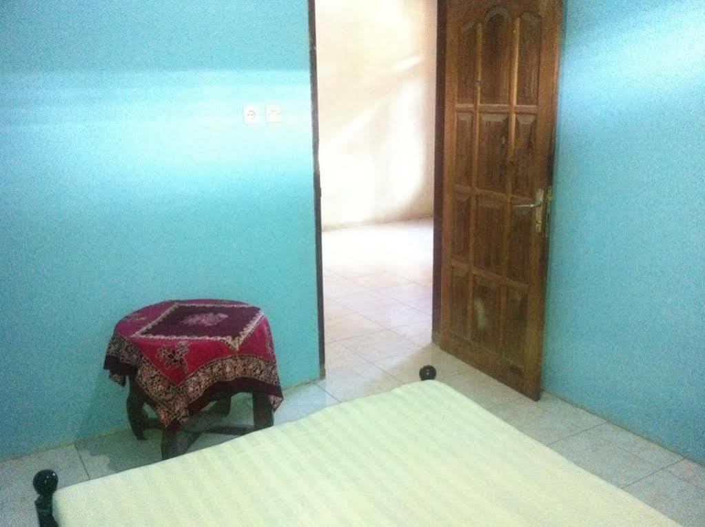 The New Orlinds Guest House Wonosari Exterior photo